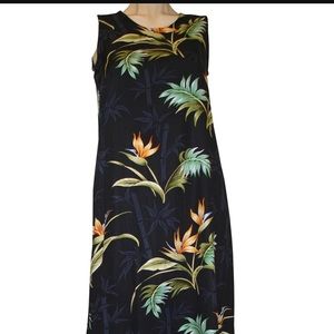 Paradise Found Hawaiian Dress